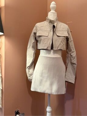 PrettyLittleThing Cropped Taupe Utility Jacket